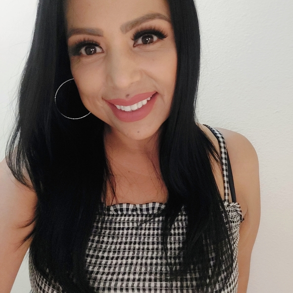 Meet your Posher, Lala - Picture 1 of 1